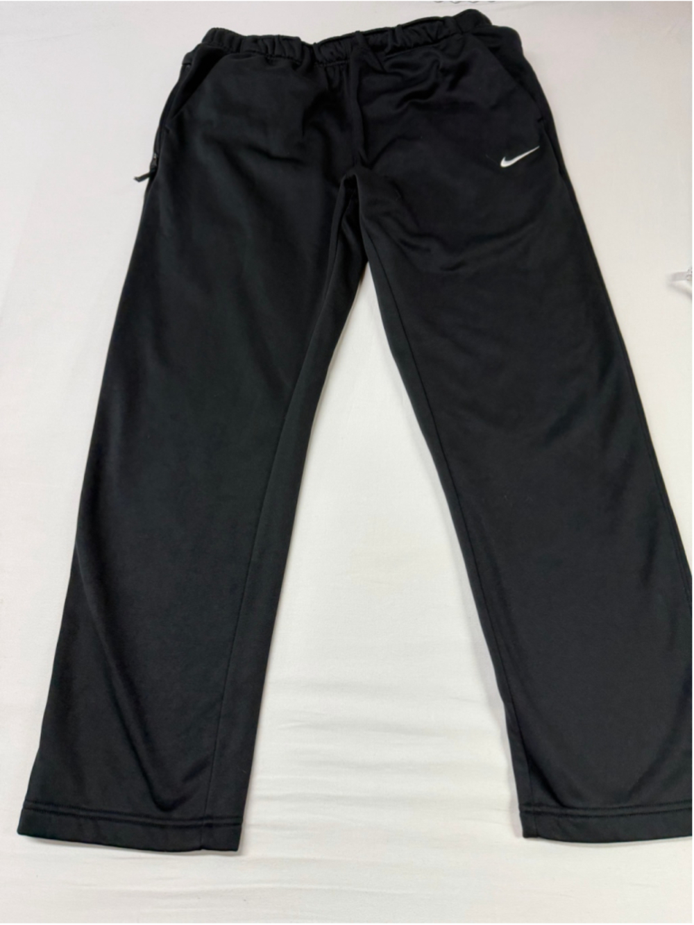 Men's Nike Therma-FIT Sweatpants Black White Size XL. 2069